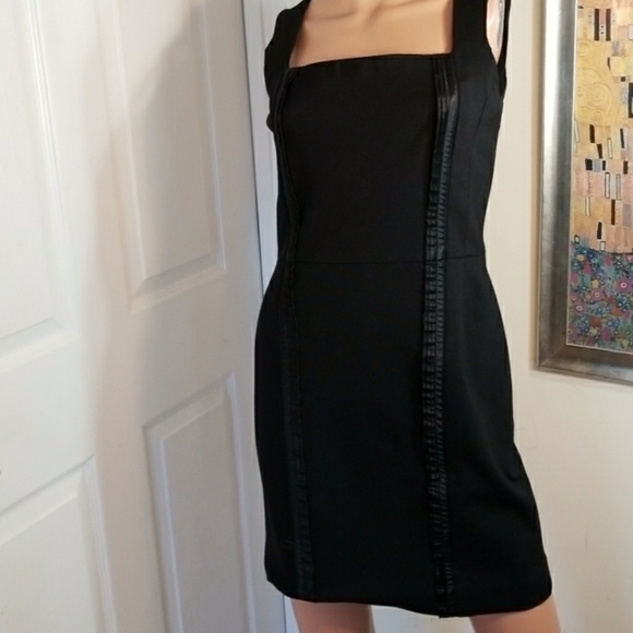 Banana Republic Dresses & Skirts - ⚘3 for $50⚘BANANA REPUBLIC FITTED DRESS